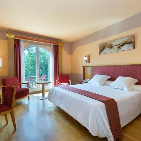 Hotel Fuente Las Piedras قبرة المظهر الخارجي الصورة