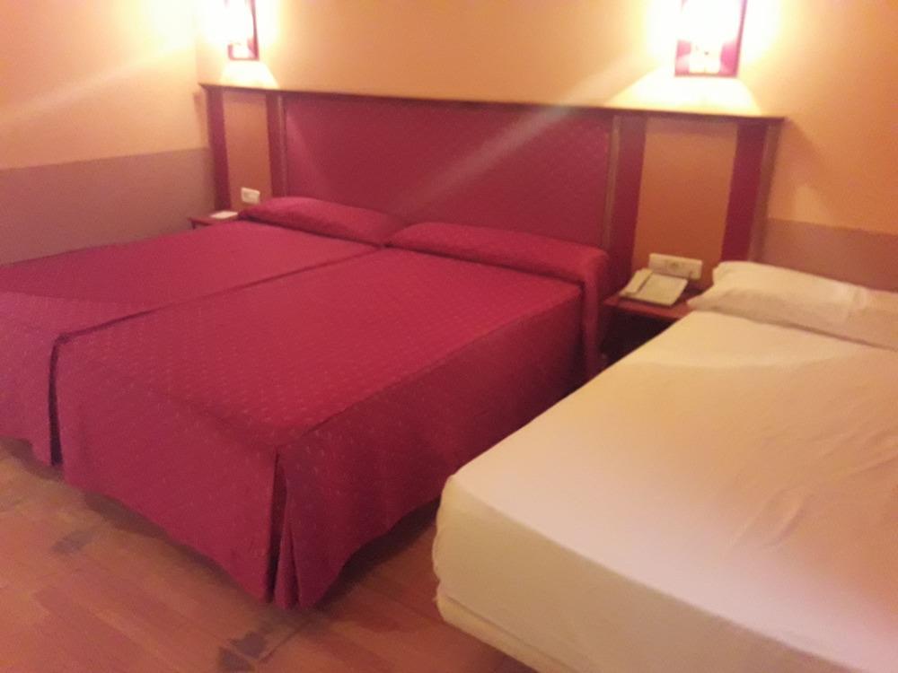 Hotel Fuente Las Piedras قبرة المظهر الخارجي الصورة