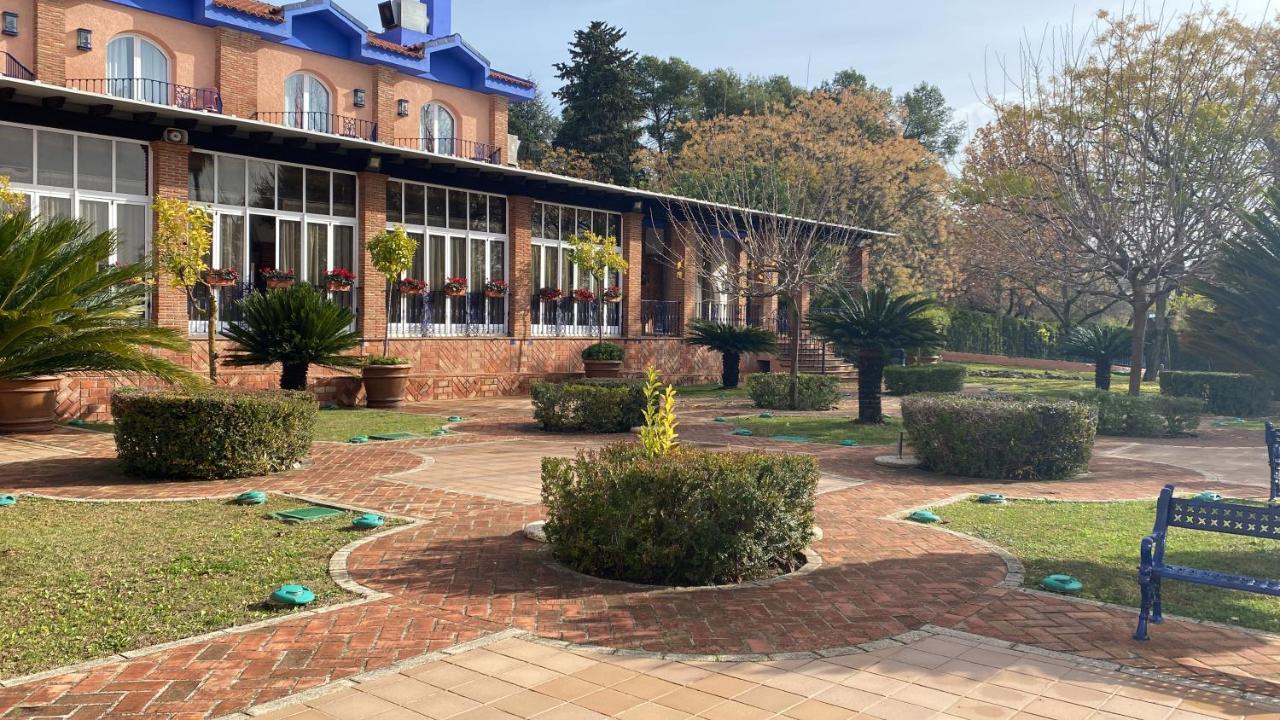 Hotel Fuente Las Piedras قبرة المظهر الخارجي الصورة
