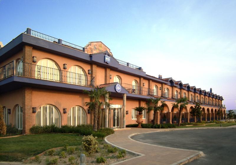 Hotel Fuente Las Piedras قبرة المظهر الخارجي الصورة