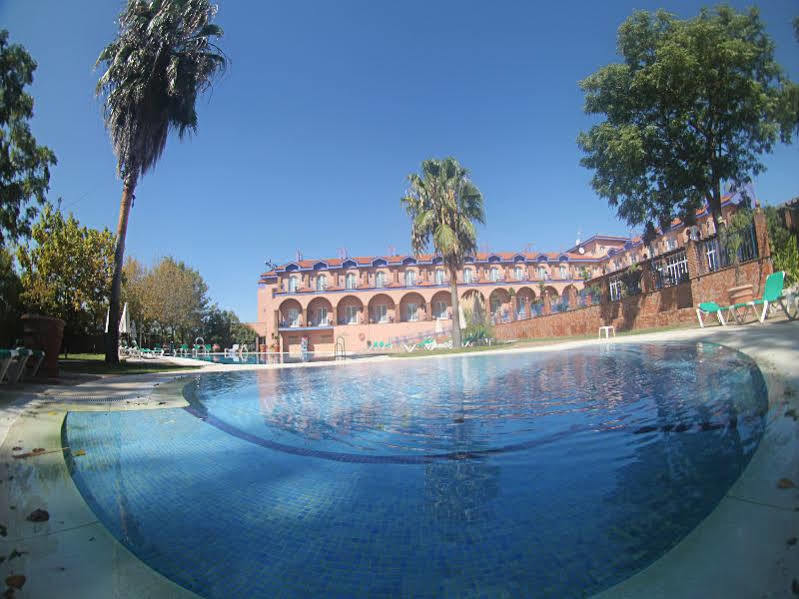 Hotel Fuente Las Piedras قبرة المظهر الخارجي الصورة